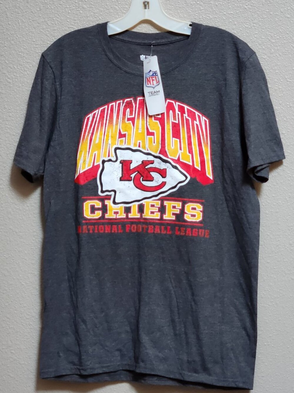 KANSAS CITY CHIEFS Men's Gray T-Shirt - NEW NWT